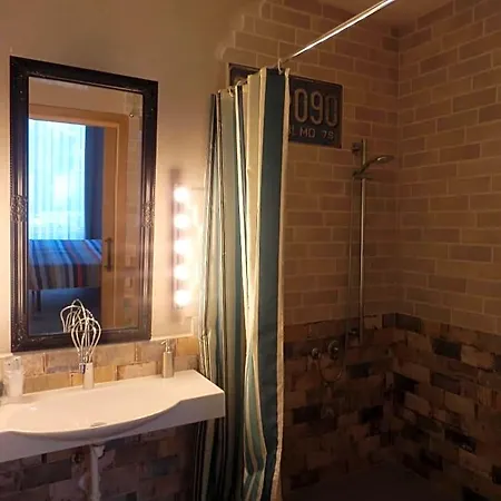 Couette-café Bb Sharingloft 3*
